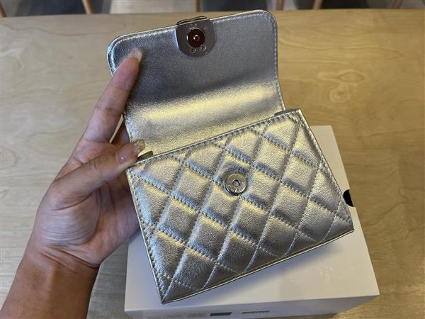 2026127215014485 560